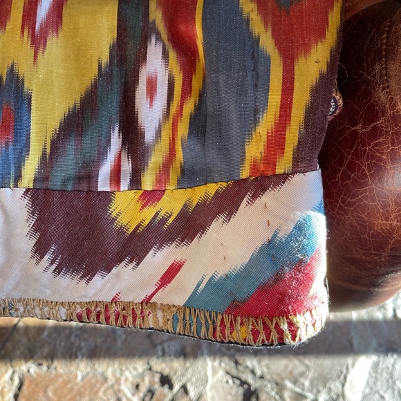 Reversal duster from Afghanistan with the initials or N. R. made from silk Ikat - Picture 14 of 16